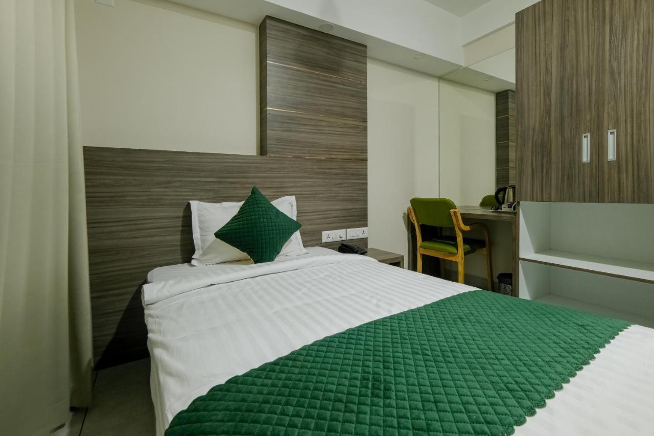 The Heartland Business Hotel, Trivandrum Thiruvananthapuram Exterior photo