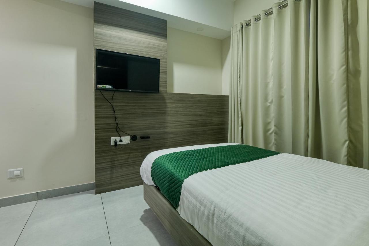 The Heartland Business Hotel, Trivandrum Thiruvananthapuram Exterior photo